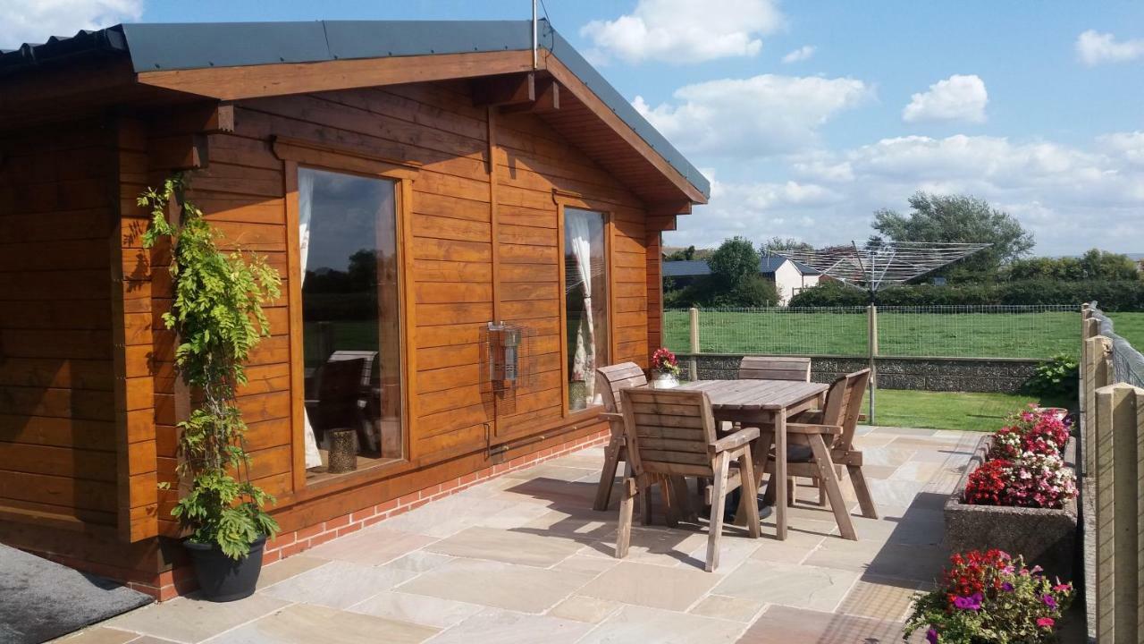 Chestnut LodgePilling エクステリア 写真